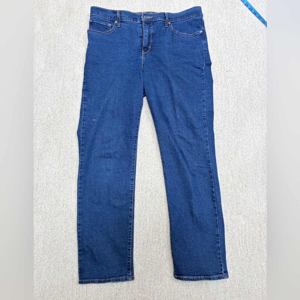 Levi’s Straight Leg Denim Blue Jeans - Women’s